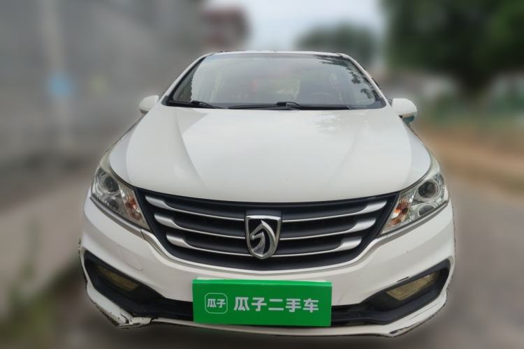 Used Baojun 310 2016 1.2L manual Comfort trim level Front