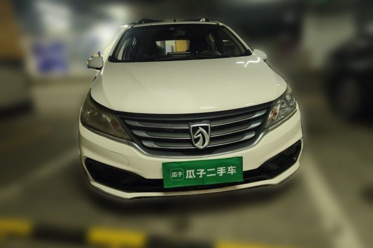 Used Baojun 310 2016 1.2L manual Comfort trim level Front