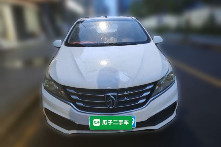 Used Baojun 310 2016 1.2L manual Comfort trim level Front