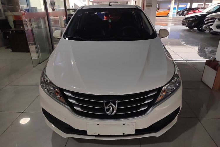 Used Baojun 310 2016 1.2L manual Comfort trim level Front