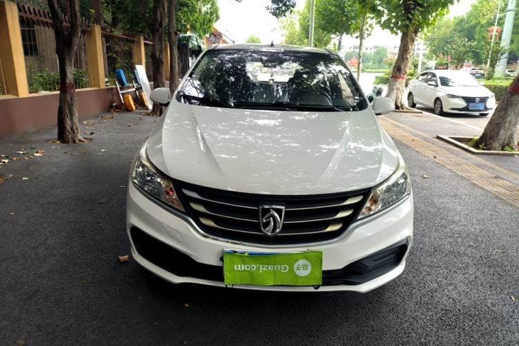 Used Baojun 310 2016 1.2L manual Comfort trim level Front