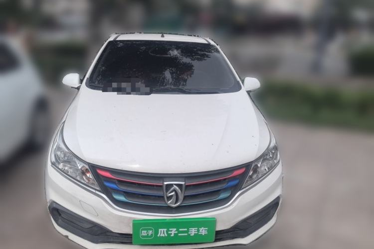 Used Baojun 310 2016 1.2L manual Comfort trim level Front