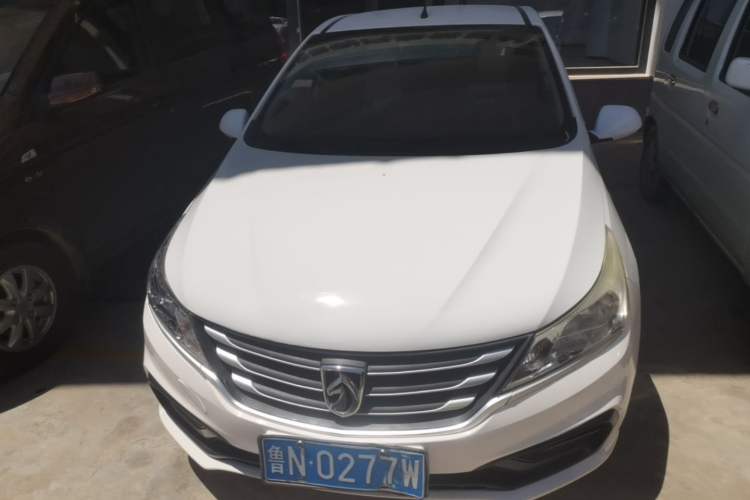 Used Baojun 310 2016 1.2L manual Comfort trim level Front