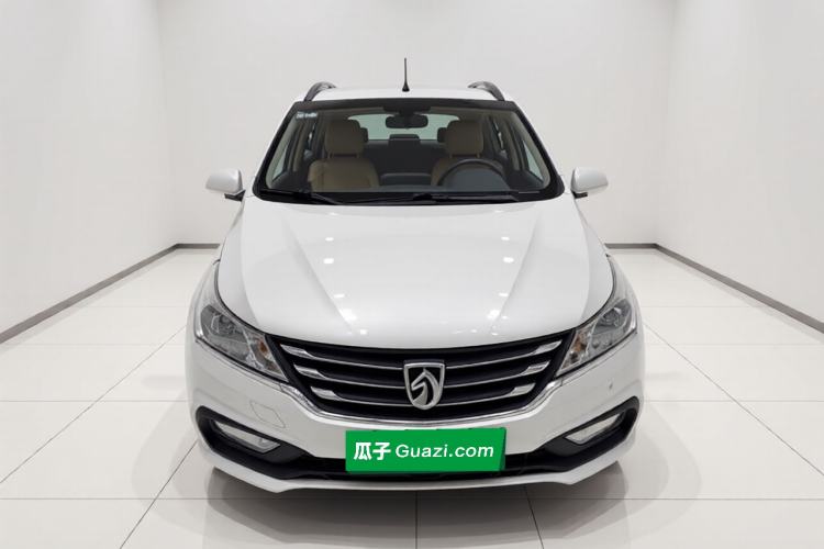 Used Baojun 310 2016 1.2L Manual Fashionable Edition Front