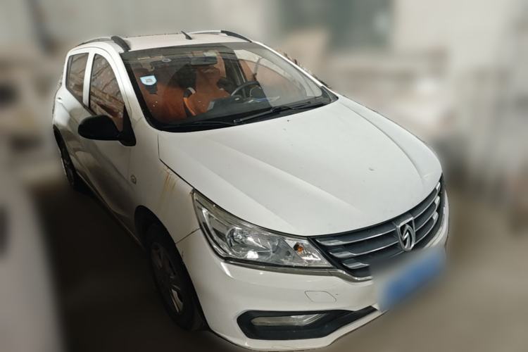 Used Baojun 310 2016 1.2L Manual Fashionable Edition Front Right 45 Deg