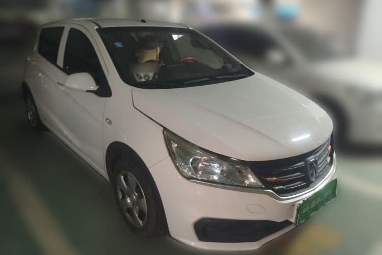 Used Baojun 310 2016 1.2L manual Comfort trim level Front Right 45 Deg
