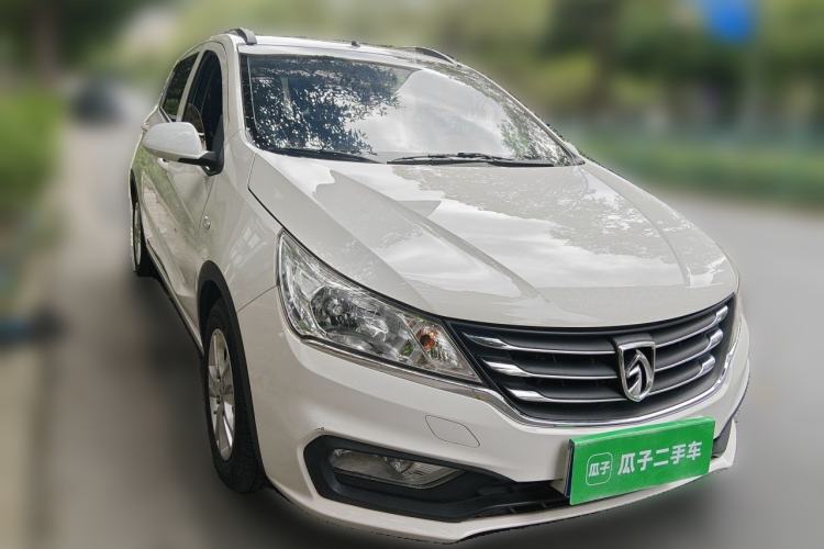 Used Baojun 310 2016 1.2L Manual Fashionable Edition Front Right 45 Deg