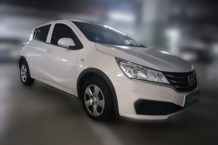 Used Baojun 310 2016 1.2L manual Comfort trim level Front Right 45 Deg