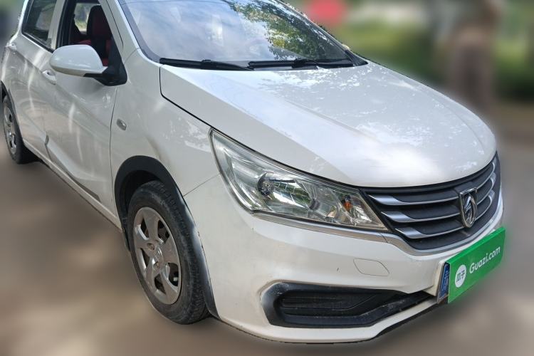 Used Baojun 310 2016 1.2L manual Comfort trim level Front Right 45 Deg