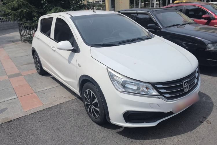 Used Baojun 310 2016 1.2L manual Comfort trim level Front Right 45 Deg