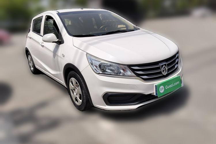 Used Baojun 310 2016 1.2L manual Comfort trim level Front Right 45 Deg