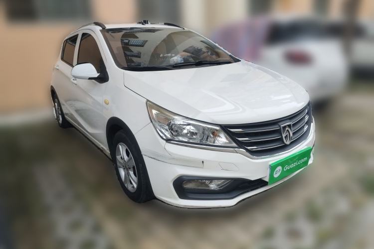 Used Baojun 310 2016 1.2L Manual Fashionable Edition Front Right 45 Deg