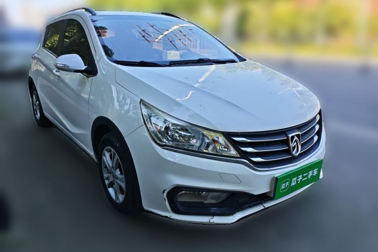 Used Baojun 310 2016 1.2L Manual Luxury Model Front Right 45 Deg