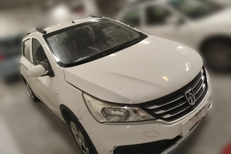Used Baojun 310 2016 1.2L Manual Value Edition Front Right 45 Deg