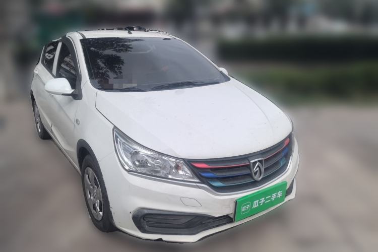 Used Baojun 310 2016 1.2L manual Comfort trim level Front Right 45 Deg