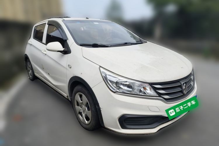 Used Baojun 310 2016 1.2L manual Comfort trim level Front Right 45 Deg
