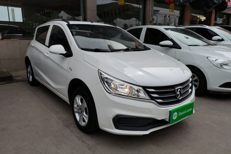 Used Baojun 310 2016 1.2L manual Comfort trim level Front Right 45 Deg