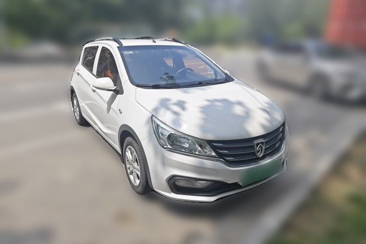 Used Baojun 310 2016 1.2L Manual Fashionable Edition Front Right 45 Deg