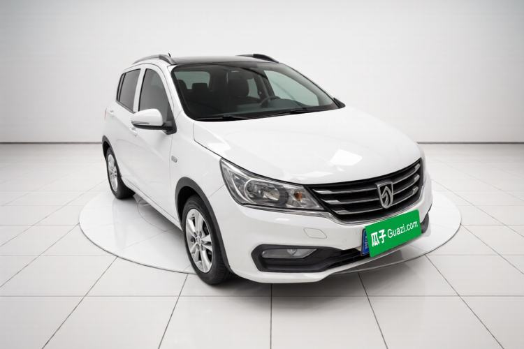 Used Baojun 310 2016 1.2L Manual Fashionable Edition Front Right 45 Deg