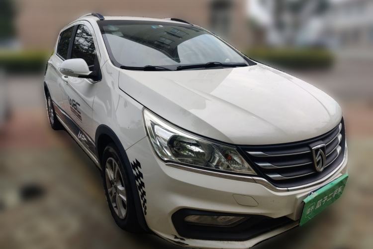 Used Baojun 310 2016 1.2L Manual Luxury Model Front Right 45 Deg