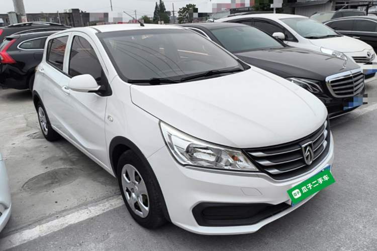 Used Baojun 310 2016 1.2L manual Comfort trim level Front Right 45 Deg