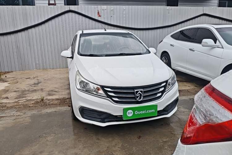 Used Baojun 310 2016 1.2L manual Comfort trim level Front