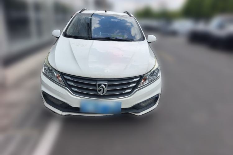 Used Baojun 310 2016 1.2L Manual Fashionable Edition Front
