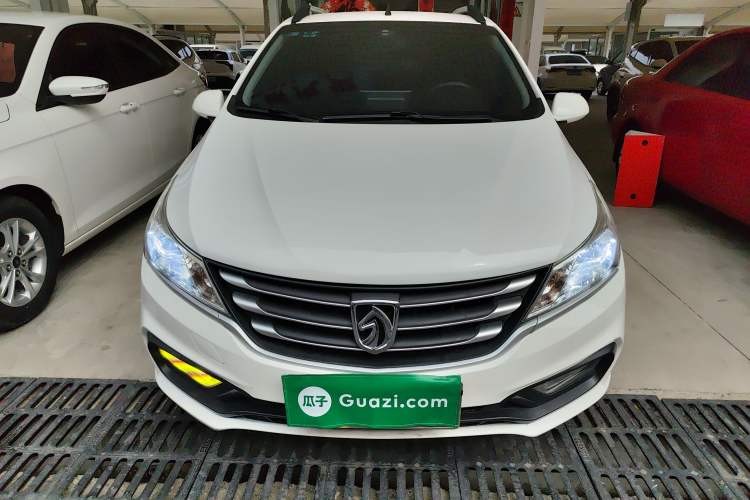 Used Baojun 310 2016 1.2L manual Comfort trim level Front