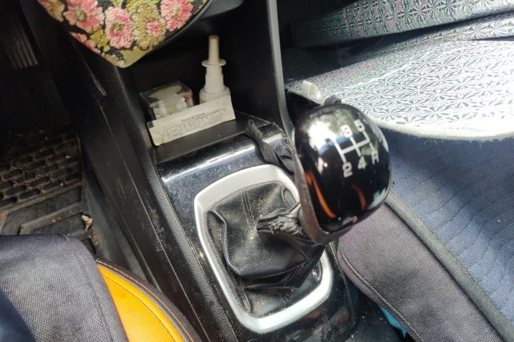 Used Baojun 310 2016 1.2L Manual Luxury Model Gear Lever