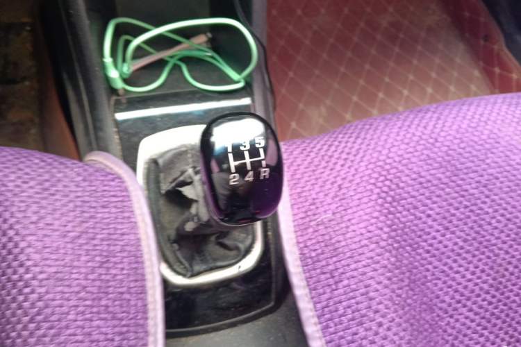 Used Baojun 310 2016 1.2L Manual Luxury Model Gear Lever