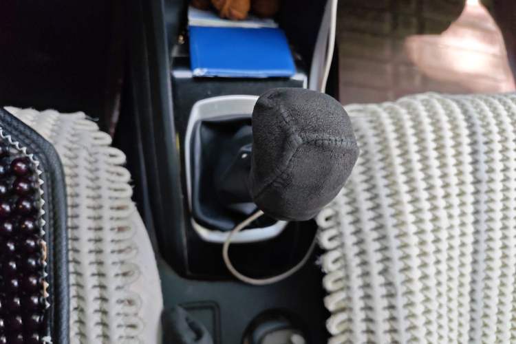 Used Baojun 310 2016 1.2L Manual Luxury Model Gear Lever