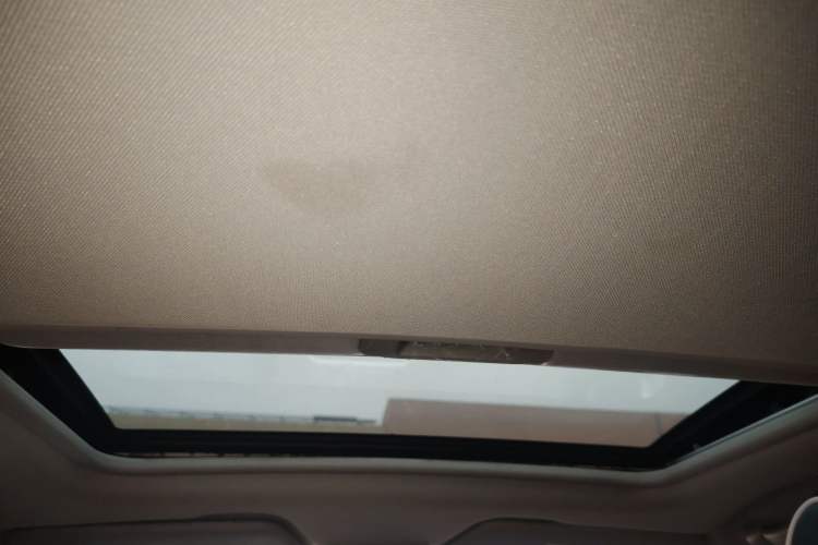Used Baojun 310 2016 1.2L Manual Luxury Model Headliner
