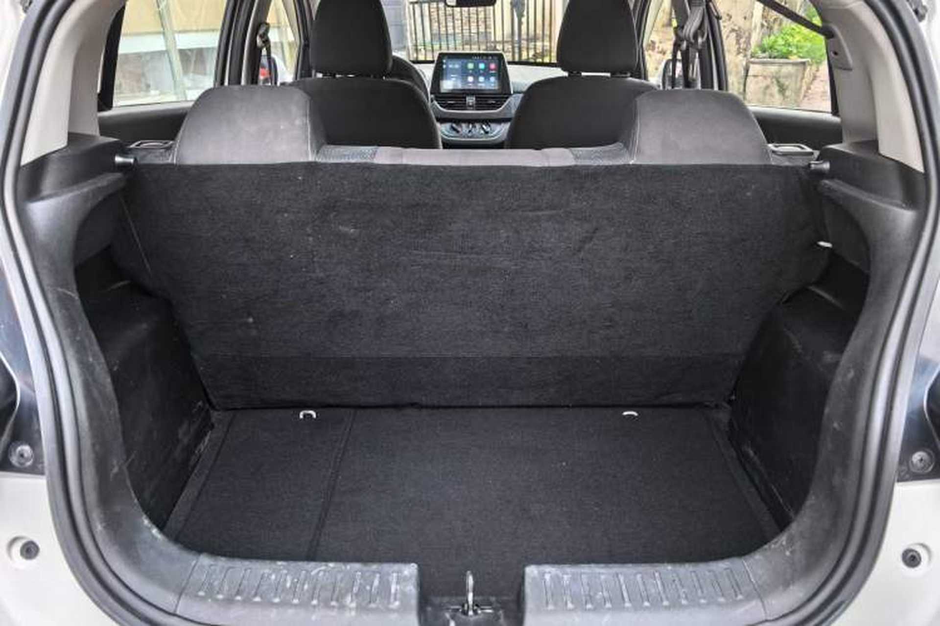 Used Baojun 310 2016 1.2L manual Comfort trim level Headliner