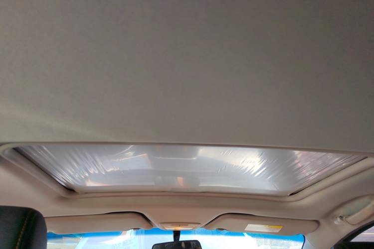 Used Baojun 310 2016 1.2L Manual Luxury Model Headliner
