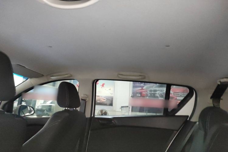 Used Baojun 310 2016 1.2L manual Comfort trim level Headliner