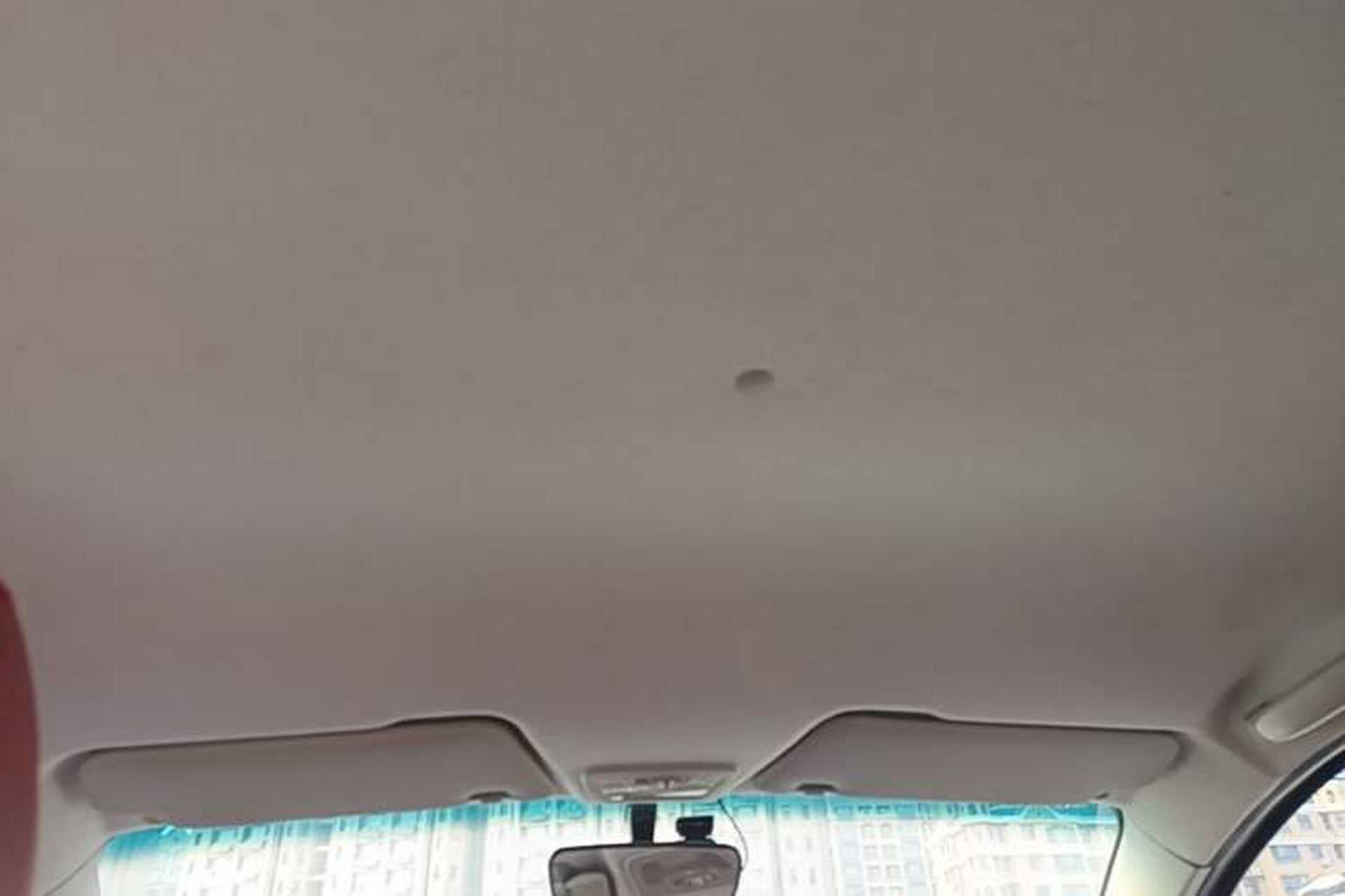 Used Baojun 310 2016 1.2L manual Comfort trim level Headliner