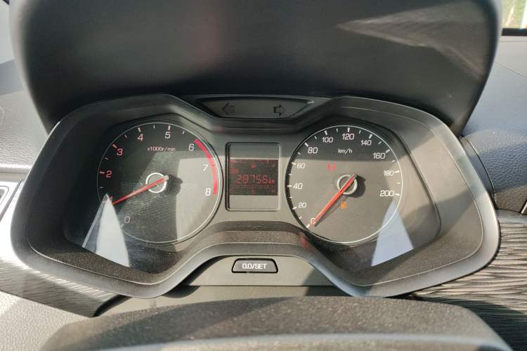 Used Baojun 310 2016 1.2L manual Comfort trim level Instrument Cluster