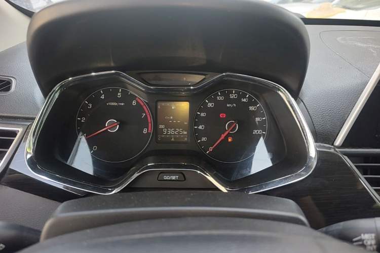 Used Baojun 310 2016 1.2L Manual Luxury Model Instrument Cluster
