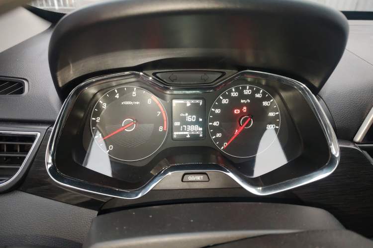Used Baojun 310 2016 1.2L Manual Luxury Model Instrument Cluster