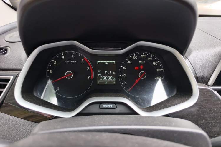 Used Baojun 310 2016 1.2L Manual Fashionable Edition Instrument Cluster