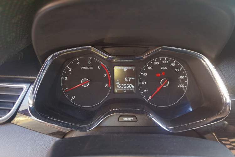 Used Baojun 310 2016 1.2L Manual Luxury Model Instrument Cluster