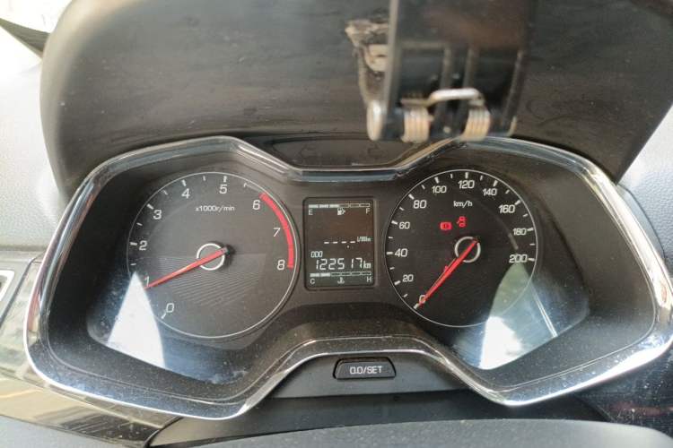 Used Baojun 310 2016 1.2L Manual Luxury Model Instrument Cluster