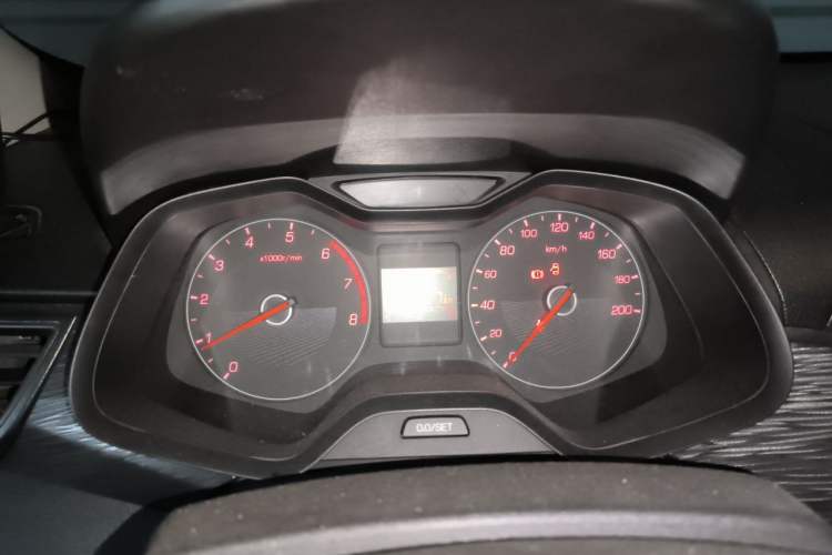 Used Baojun 310 2016 1.2L manual Comfort trim level Instrument Cluster