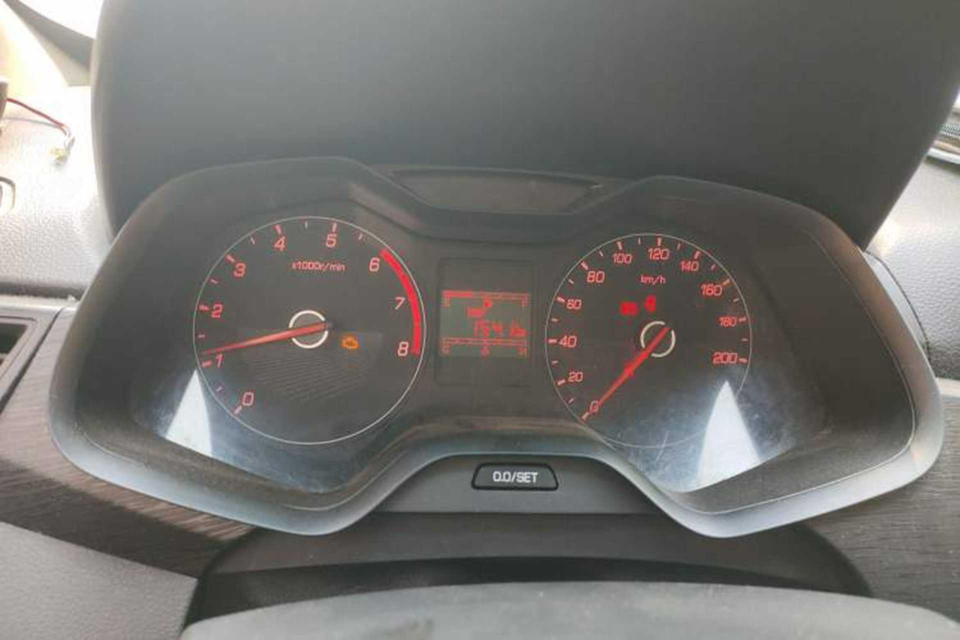 Used Baojun 310 2016 1.2L manual Comfort trim level Instrument Cluster
