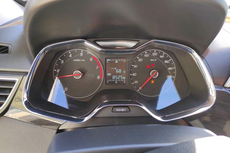 Used Baojun 310 2016 1.2L Manual Luxury Model Instrument Cluster