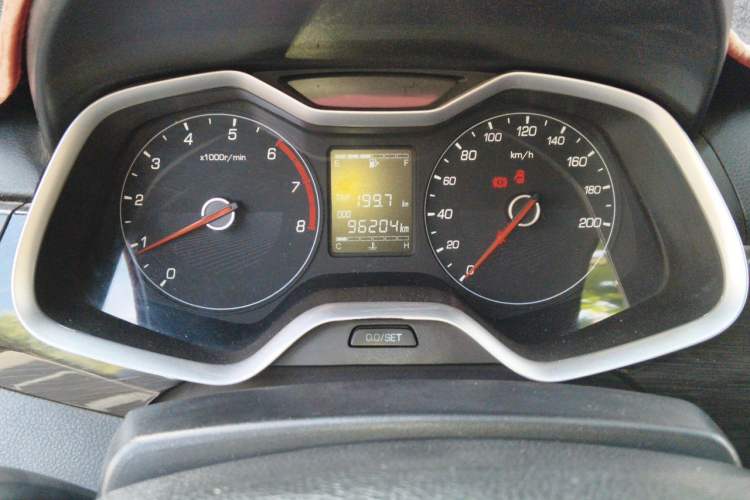 Used Baojun 310 2016 1.2L Manual Fashionable Edition Instrument Cluster