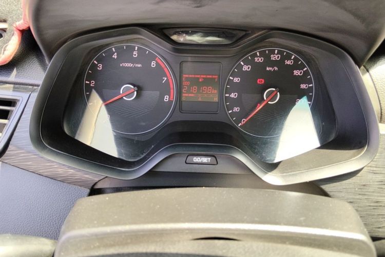Used Baojun 310 2016 1.2L manual Comfort trim level Instrument Cluster