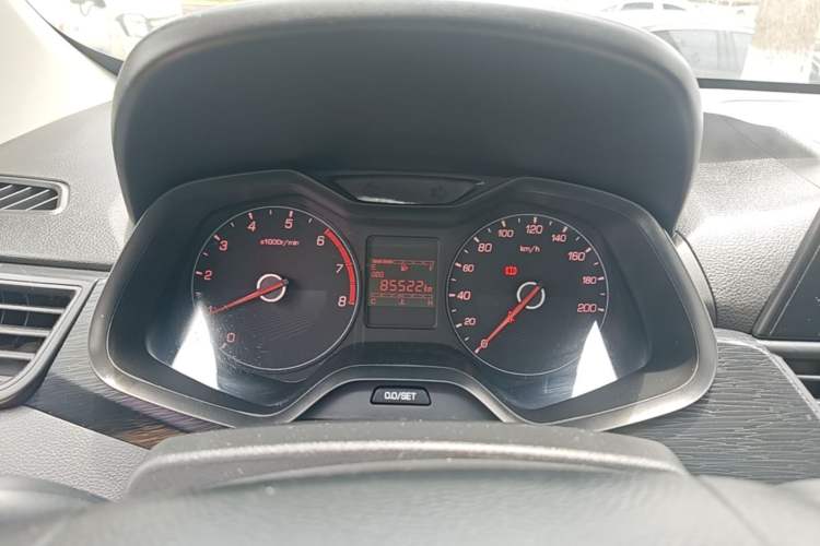 Used Baojun 310 2016 1.2L manual Comfort trim level Instrument Cluster
