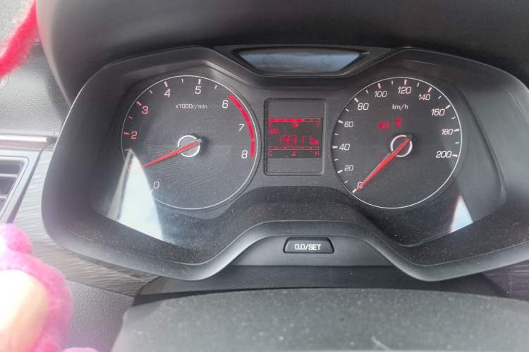 Used Baojun 310 2016 1.2L manual Comfort trim level Instrument Cluster