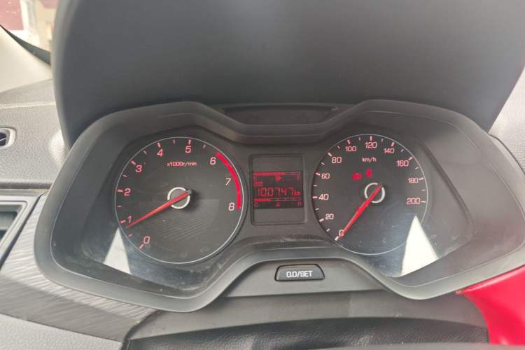 Used Baojun 310 2016 1.2L manual Comfort trim level Instrument Cluster